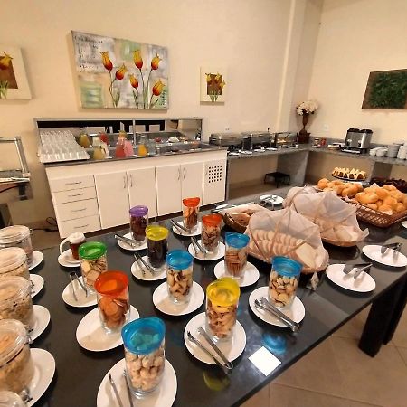Hotel Santiago Lindóia 외부 사진