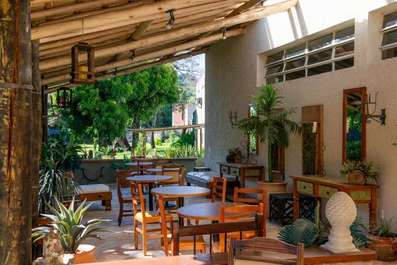 Hotel Santiago Lindóia 외부 사진
