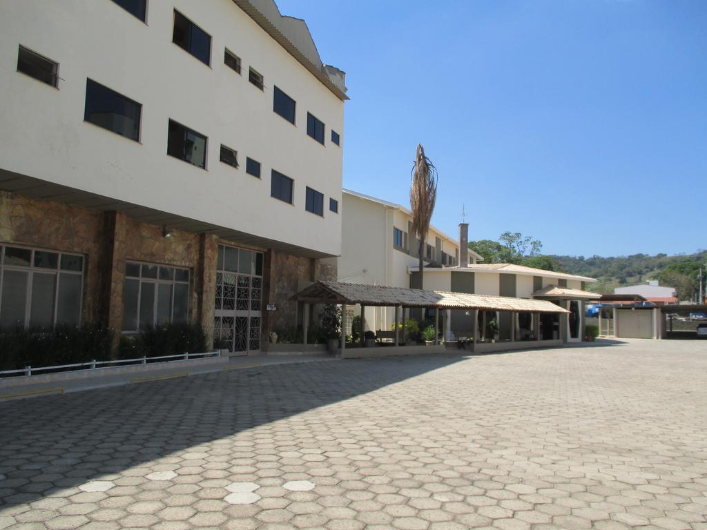 Hotel Santiago Lindóia 외부 사진