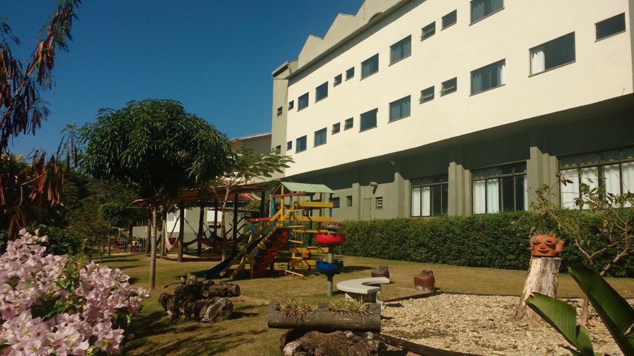 Hotel Santiago Lindóia 외부 사진